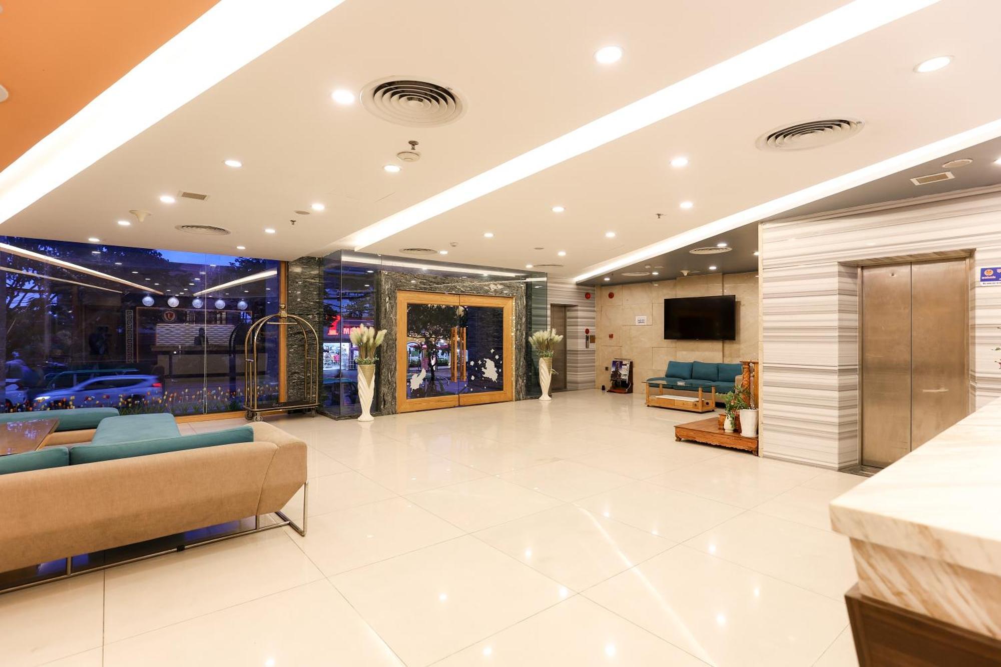 Grand Jeep Hotel Da Nang Exterior photo