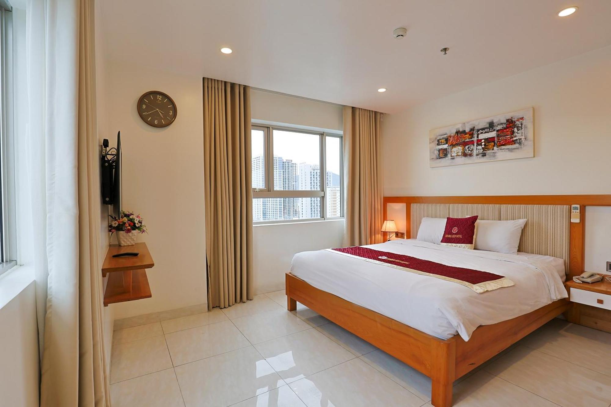 Grand Jeep Hotel Da Nang Exterior photo
