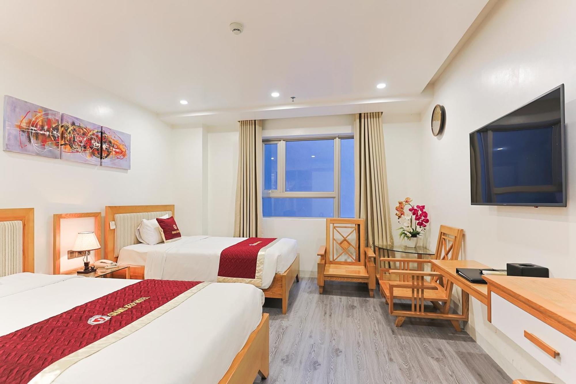Grand Jeep Hotel Da Nang Exterior photo