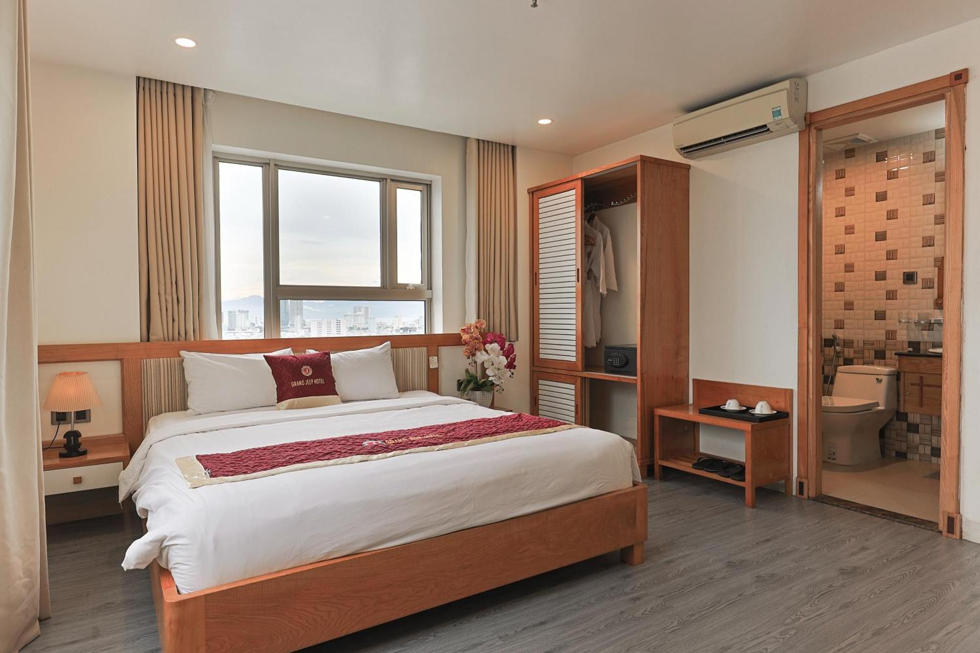 Grand Jeep Hotel Da Nang Exterior photo