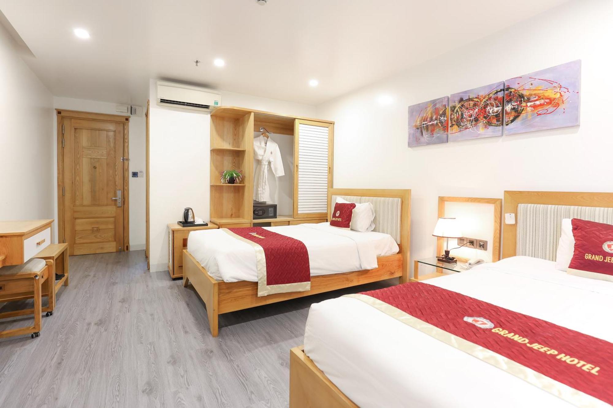 Grand Jeep Hotel Da Nang Exterior photo