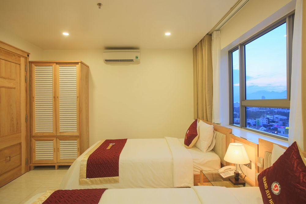 Grand Jeep Hotel Da Nang Exterior photo