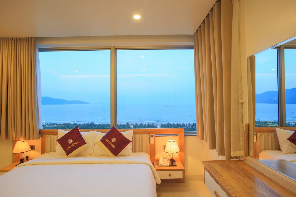 Grand Jeep Hotel Da Nang Exterior photo