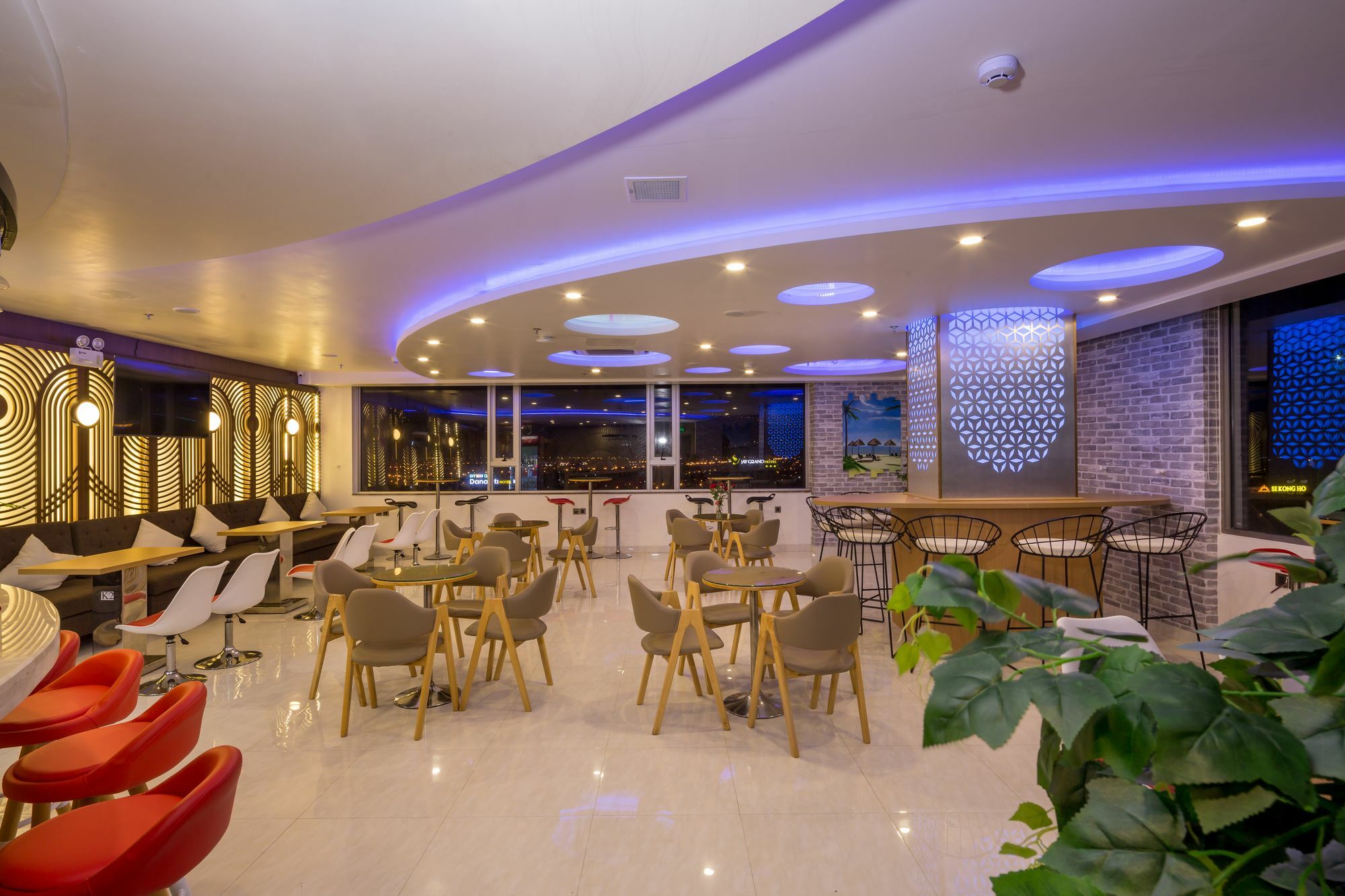 Grand Jeep Hotel Da Nang Exterior photo